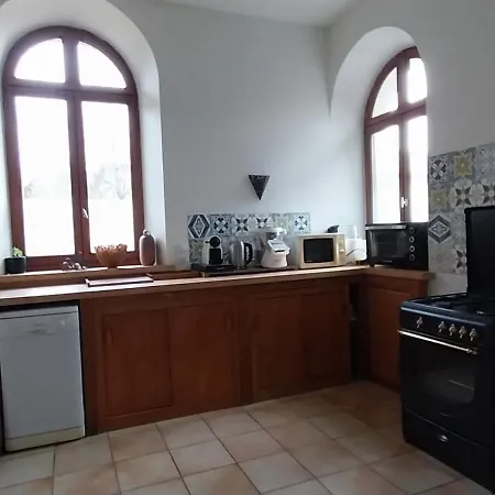 Accommodatie bij particulieren Halte Convivial,plein Centre, Wifi ,parking